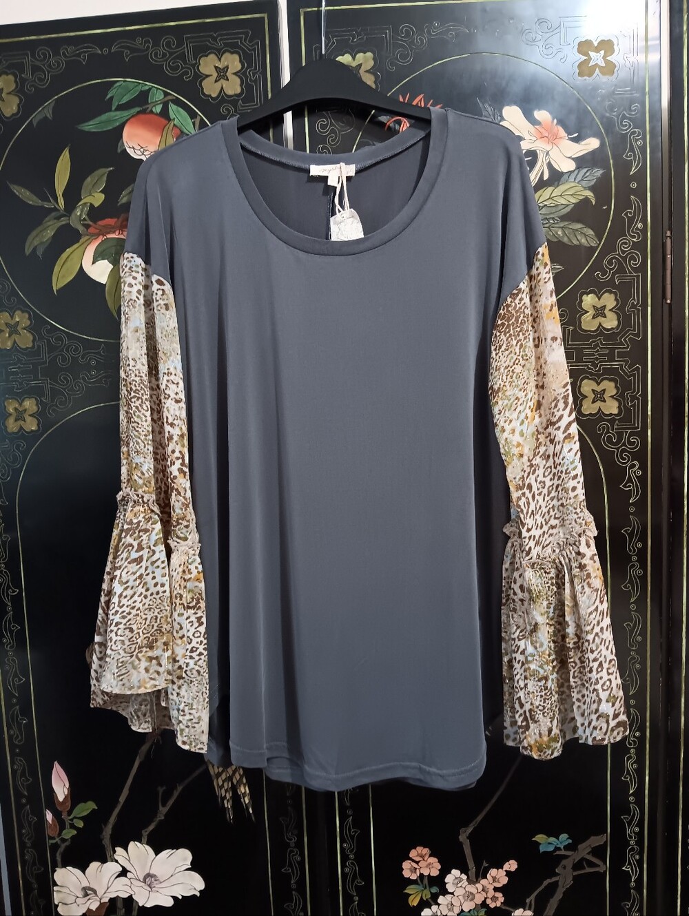 Women’s Gray Top with Printed Bell Sleeves